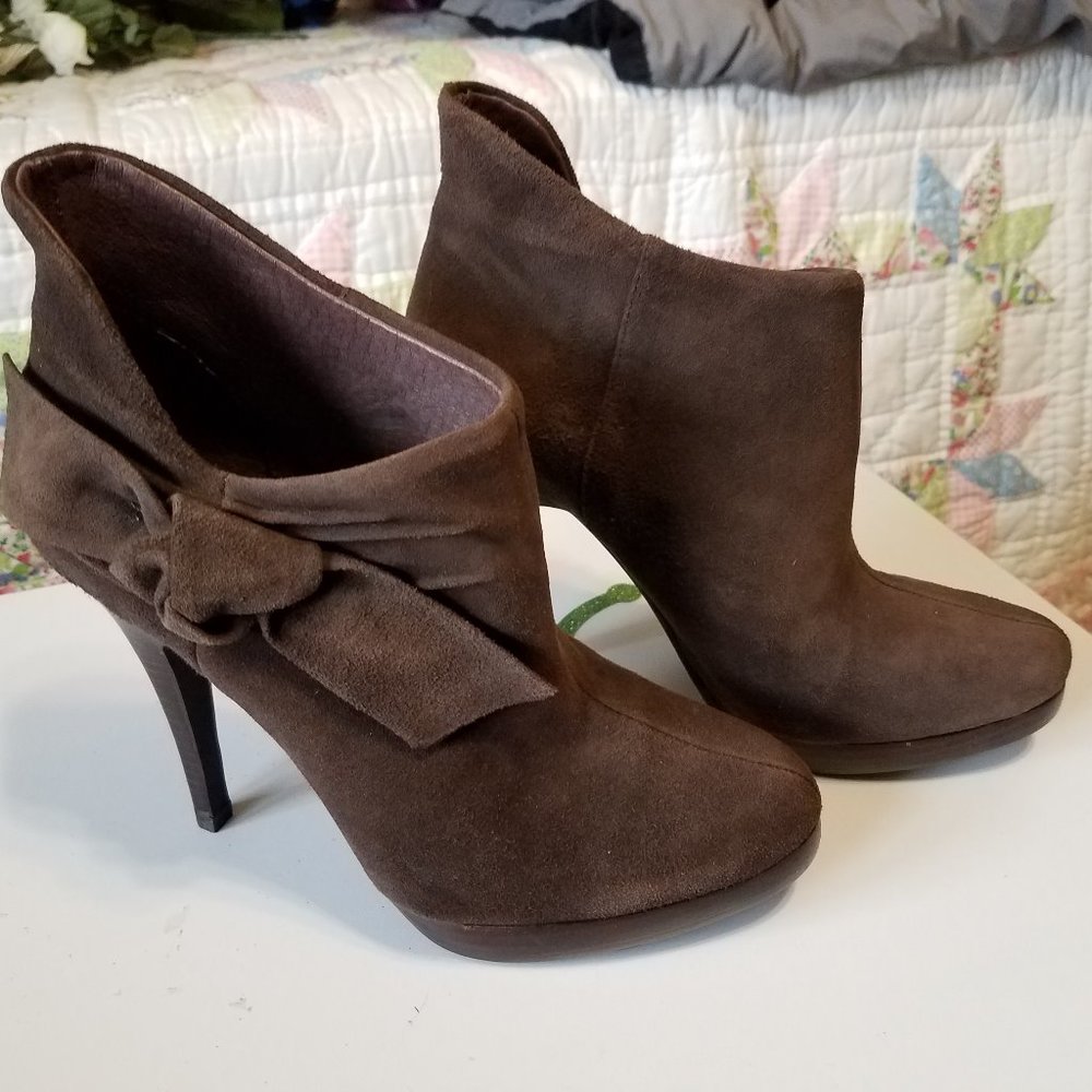 Suede Aldo boot heels